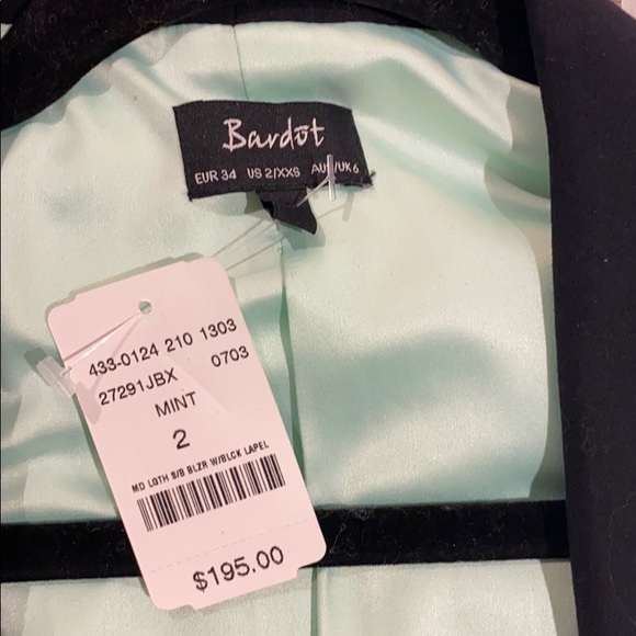 Bardot mint green blazer - Picture 3 of 5